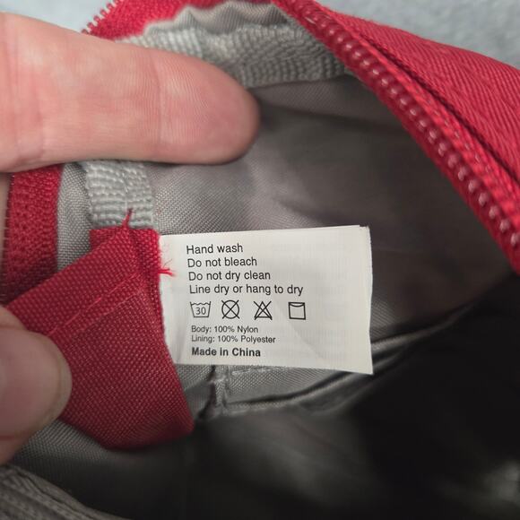 Baggallini Red Wander Bagg - Picture 4 of 8